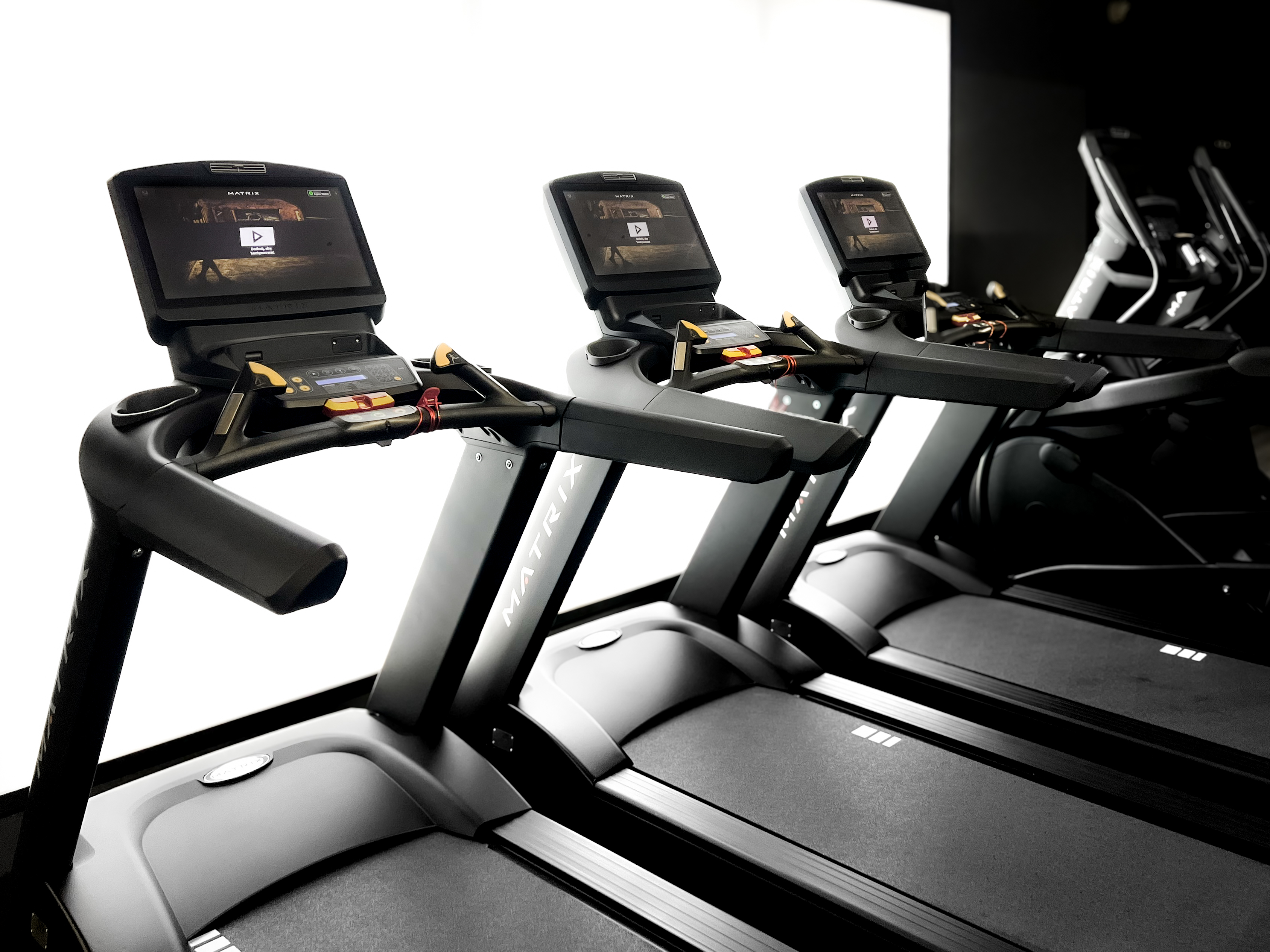 Przestrzeń treningowa w klubie ANNFIT w Ryczowie